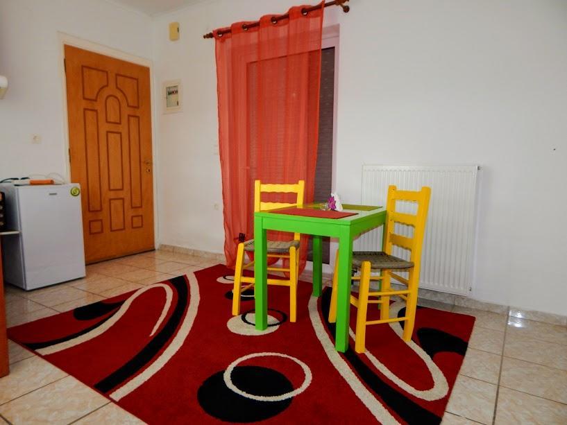Small Country Apartment In Tripoli Bagian luar foto